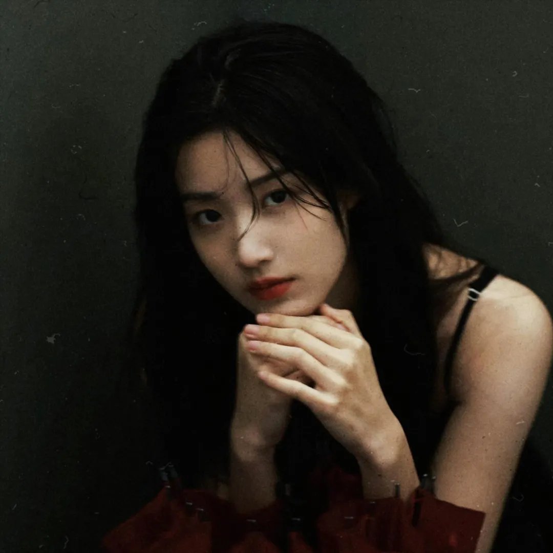 唯有天使生双翼